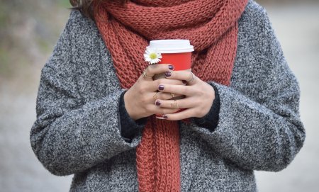 Наръчник на стилните шалове за тази зима